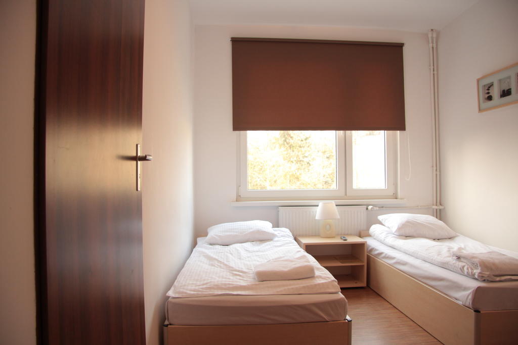 Hostel24 Bed&Breakfast Bydgoszcz Kamer foto